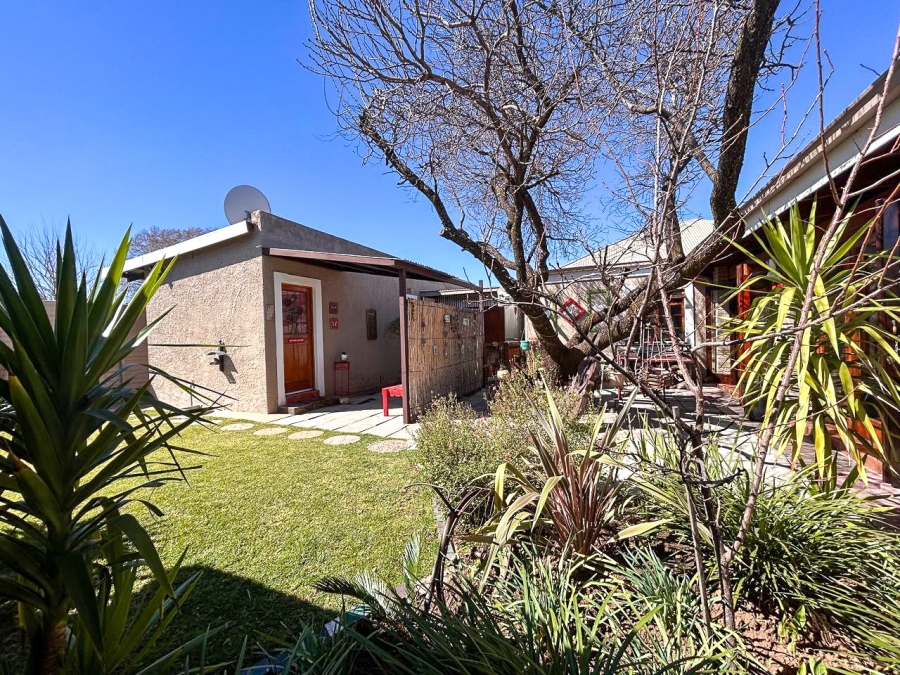 6 Bedroom Property for Sale in Parys Free State
